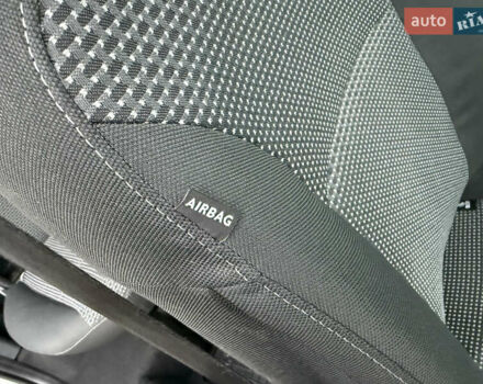 Белый Мерседес Ситан, объемом двигателя 1.5 л и пробегом 127 тыс. км за 13999 $, фото 49 на Automoto.ua