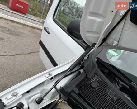 Белый Мерседес Ситан, объемом двигателя 1.5 л и пробегом 127 тыс. км за 13999 $, фото 109 на Automoto.ua