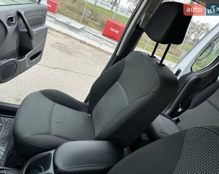 Белый Мерседес Ситан, объемом двигателя 1.5 л и пробегом 127 тыс. км за 13999 $, фото 68 на Automoto.ua