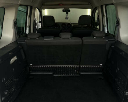 Белый Мерседес Ситан, объемом двигателя 1.46 л и пробегом 228 тыс. км за 11829 $, фото 58 на Automoto.ua