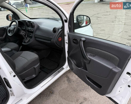 Белый Мерседес Ситан, объемом двигателя 1.5 л и пробегом 127 тыс. км за 13999 $, фото 54 на Automoto.ua