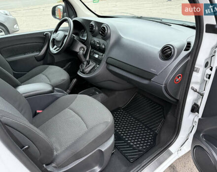 Белый Мерседес Ситан, объемом двигателя 1.5 л и пробегом 127 тыс. км за 13999 $, фото 44 на Automoto.ua