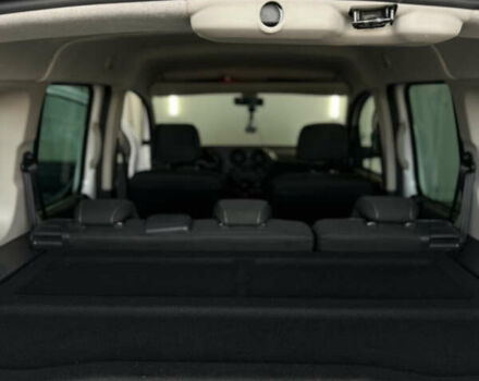 Белый Мерседес Ситан, объемом двигателя 1.46 л и пробегом 228 тыс. км за 11829 $, фото 59 на Automoto.ua