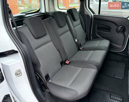 Белый Мерседес Ситан, объемом двигателя 1.5 л и пробегом 127 тыс. км за 13999 $, фото 57 на Automoto.ua