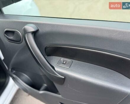 Белый Мерседес Ситан, объемом двигателя 1.5 л и пробегом 157 тыс. км за 11700 $, фото 28 на Automoto.ua