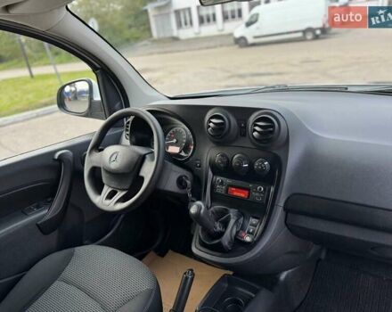 Белый Мерседес Ситан, объемом двигателя 1.5 л и пробегом 157 тыс. км за 11700 $, фото 21 на Automoto.ua