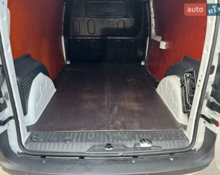 Белый Мерседес Ситан, объемом двигателя 1.5 л и пробегом 157 тыс. км за 11700 $, фото 32 на Automoto.ua