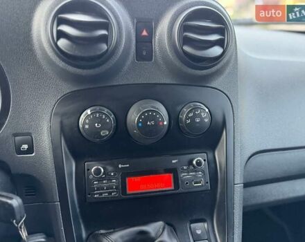 Белый Мерседес Ситан, объемом двигателя 1.5 л и пробегом 157 тыс. км за 11700 $, фото 45 на Automoto.ua