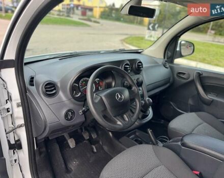 Белый Мерседес Ситан, объемом двигателя 1.5 л и пробегом 157 тыс. км за 11700 $, фото 50 на Automoto.ua