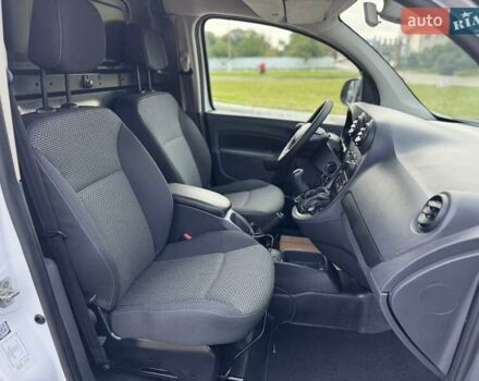 Белый Мерседес Ситан, объемом двигателя 1.5 л и пробегом 157 тыс. км за 11700 $, фото 27 на Automoto.ua