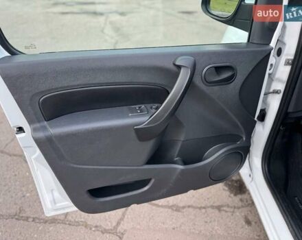 Белый Мерседес Ситан, объемом двигателя 1.5 л и пробегом 157 тыс. км за 11700 $, фото 54 на Automoto.ua