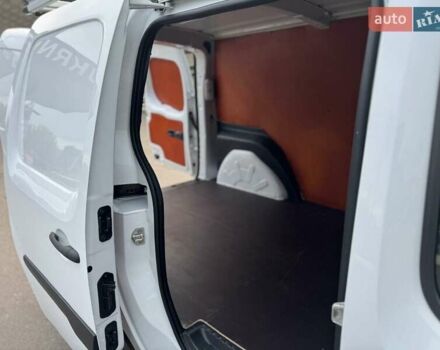 Белый Мерседес Ситан, объемом двигателя 1.5 л и пробегом 157 тыс. км за 11700 $, фото 23 на Automoto.ua