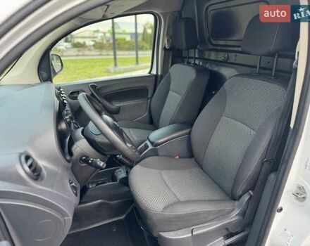 Белый Мерседес Ситан, объемом двигателя 1.5 л и пробегом 157 тыс. км за 11700 $, фото 52 на Automoto.ua