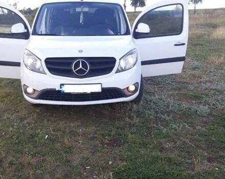 Белый Мерседес Ситан, объемом двигателя 1.5 л и пробегом 228 тыс. км за 8700 $, фото 3 на Automoto.ua