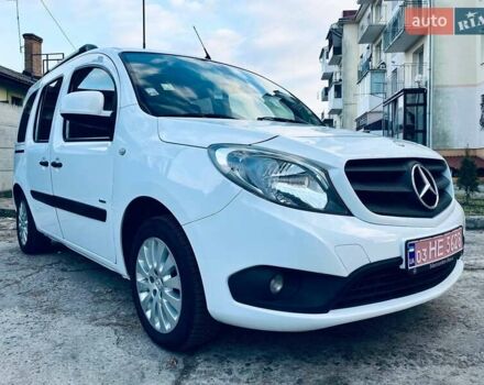 Белый Мерседес Ситан, объемом двигателя 1.46 л и пробегом 216 тыс. км за 10700 $, фото 1 на Automoto.ua