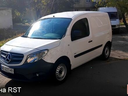 Белый Мерседес Ситан, объемом двигателя 1.5 л и пробегом 190 тыс. км за 7500 $, фото 1 на Automoto.ua