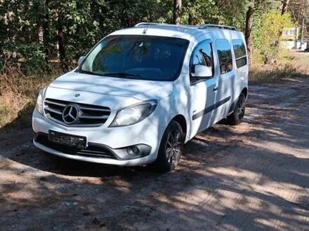 Белый Мерседес Ситан, объемом двигателя 1.5 л и пробегом 207 тыс. км за 8800 $, фото 1 на Automoto.ua