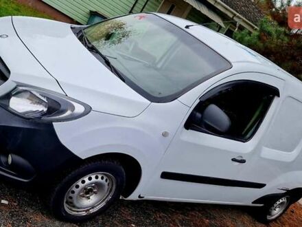 Мерседес Сітан 2018 у Києві на Automoto.ua Білий Мерседес Сітан, об'ємом двигуна 1.46 л та пробігом 301 тис. км за 11000 $, фото 1 на Automoto.ua