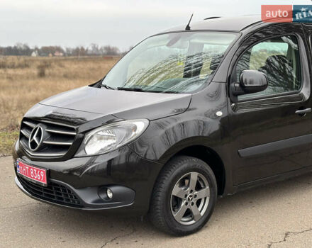 Чорний Мерседес Сітан, об'ємом двигуна 1.46 л та пробігом 135 тис. км за 12900 $, фото 11 на Automoto.ua
