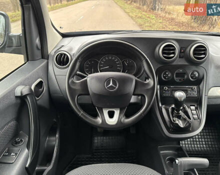 Чорний Мерседес Сітан, об'ємом двигуна 1.46 л та пробігом 135 тис. км за 12900 $, фото 28 на Automoto.ua