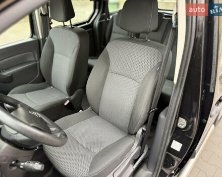 Черный Мерседес Ситан, объемом двигателя 1.5 л и пробегом 210 тыс. км за 11000 $, фото 28 на Automoto.ua