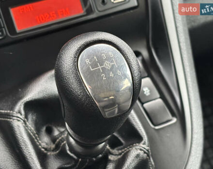Чорний Мерседес Сітан, об'ємом двигуна 1.46 л та пробігом 135 тис. км за 12900 $, фото 35 на Automoto.ua
