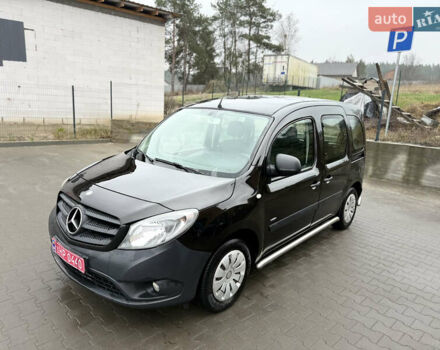 Черный Мерседес Ситан, объемом двигателя 1.5 л и пробегом 210 тыс. км за 11000 $, фото 12 на Automoto.ua