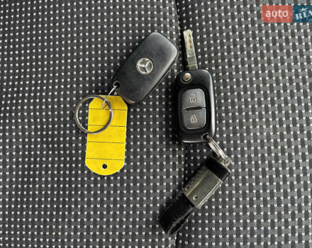 Чорний Мерседес Сітан, об'ємом двигуна 1.46 л та пробігом 135 тис. км за 12900 $, фото 50 на Automoto.ua