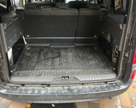 Чорний Мерседес Сітан, об'ємом двигуна 1.46 л та пробігом 242 тис. км за 10300 $, фото 8 на Automoto.ua