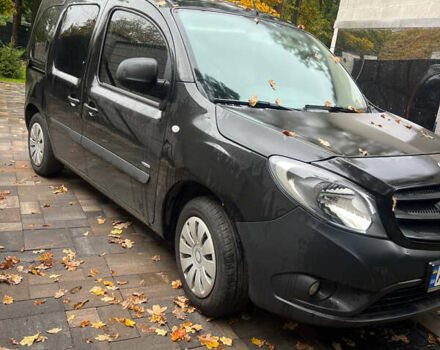 Чорний Мерседес Сітан, об'ємом двигуна 1.46 л та пробігом 242 тис. км за 10300 $, фото 7 на Automoto.ua