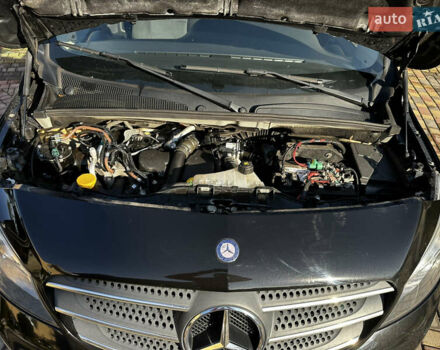 Чорний Мерседес Сітан, об'ємом двигуна 1.46 л та пробігом 238 тис. км за 11500 $, фото 40 на Automoto.ua