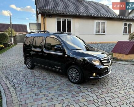 Черный Мерседес Ситан, объемом двигателя 1.46 л и пробегом 118 тыс. км за 13700 $, фото 2 на Automoto.ua