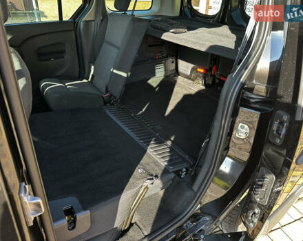 Чорний Мерседес Сітан, об'ємом двигуна 1.46 л та пробігом 238 тис. км за 11500 $, фото 39 на Automoto.ua