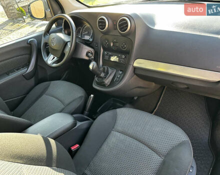 Чорний Мерседес Сітан, об'ємом двигуна 1.46 л та пробігом 238 тис. км за 11500 $, фото 32 на Automoto.ua