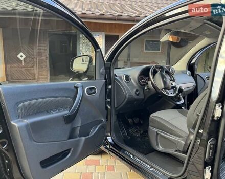 Черный Мерседес Ситан, объемом двигателя 1.46 л и пробегом 118 тыс. км за 13700 $, фото 28 на Automoto.ua