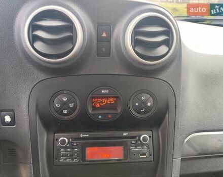 Черный Мерседес Ситан, объемом двигателя 1.5 л и пробегом 153 тыс. км за 13700 $, фото 19 на Automoto.ua