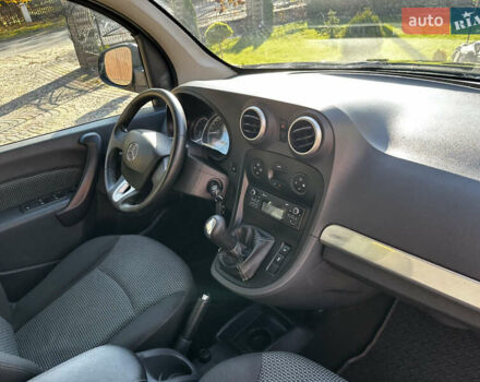 Чорний Мерседес Сітан, об'ємом двигуна 1.46 л та пробігом 238 тис. км за 11500 $, фото 33 на Automoto.ua