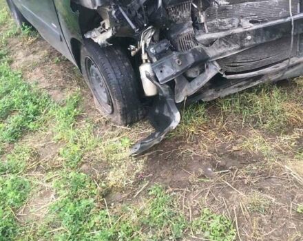 Черный Мерседес Ситан, объемом двигателя 1.5 л и пробегом 100 тыс. км за 2700 $, фото 1 на Automoto.ua