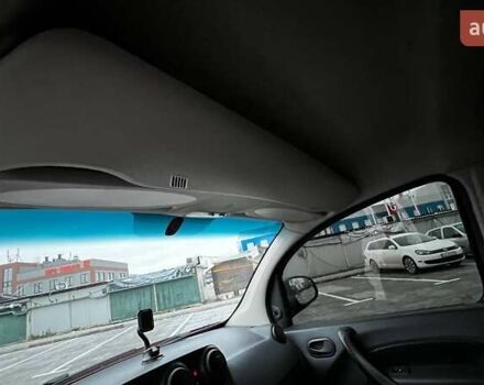 Червоний Мерседес Сітан, об'ємом двигуна 1.46 л та пробігом 234 тис. км за 8490 $, фото 45 на Automoto.ua