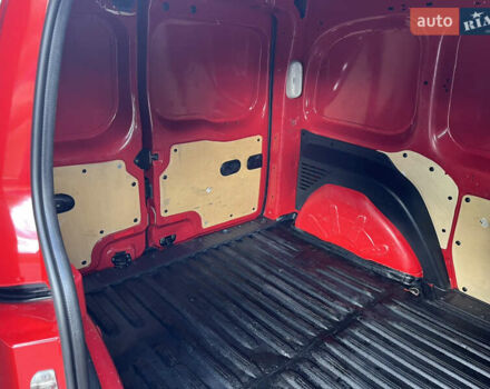 Червоний Мерседес Сітан, об'ємом двигуна 1.46 л та пробігом 280 тис. км за 7200 $, фото 27 на Automoto.ua