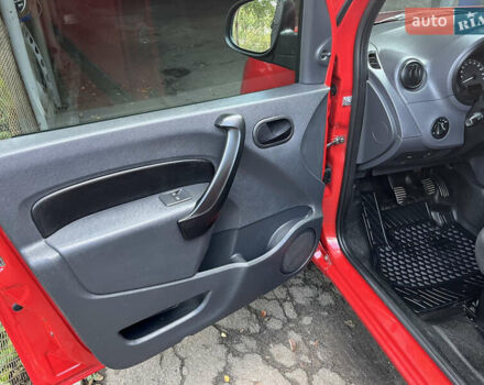 Червоний Мерседес Сітан, об'ємом двигуна 1.46 л та пробігом 280 тис. км за 7200 $, фото 15 на Automoto.ua