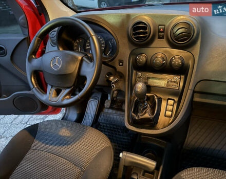 Красный Мерседес Ситан, объемом двигателя 1.5 л и пробегом 187 тыс. км за 11599 $, фото 26 на Automoto.ua