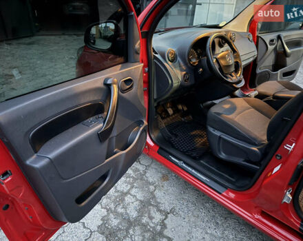 Красный Мерседес Ситан, объемом двигателя 1.5 л и пробегом 187 тыс. км за 11599 $, фото 31 на Automoto.ua