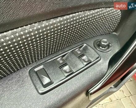 Красный Мерседес Ситан, объемом двигателя 1.46 л и пробегом 187 тыс. км за 10999 $, фото 31 на Automoto.ua