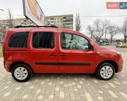 Красный Мерседес Ситан, объемом двигателя 1.46 л и пробегом 187 тыс. км за 10999 $, фото 7 на Automoto.ua