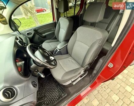Красный Мерседес Ситан, объемом двигателя 1.46 л и пробегом 187 тыс. км за 10999 $, фото 35 на Automoto.ua