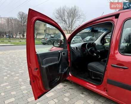 Красный Мерседес Ситан, объемом двигателя 1.46 л и пробегом 187 тыс. км за 10999 $, фото 28 на Automoto.ua