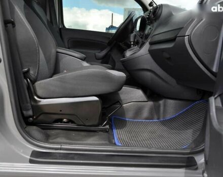 Мерседес Ситан, объемом двигателя 1.5 л и пробегом 235 тыс. км за 10800 $, фото 29 на Automoto.ua