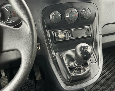 Мерседес Ситан, объемом двигателя 1.5 л и пробегом 138 тыс. км за 13800 $, фото 7 на Automoto.ua