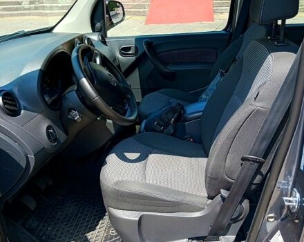 Сірий Мерседес Сітан, об'ємом двигуна 1.5 л та пробігом 214 тис. км за 11000 $, фото 4 на Automoto.ua